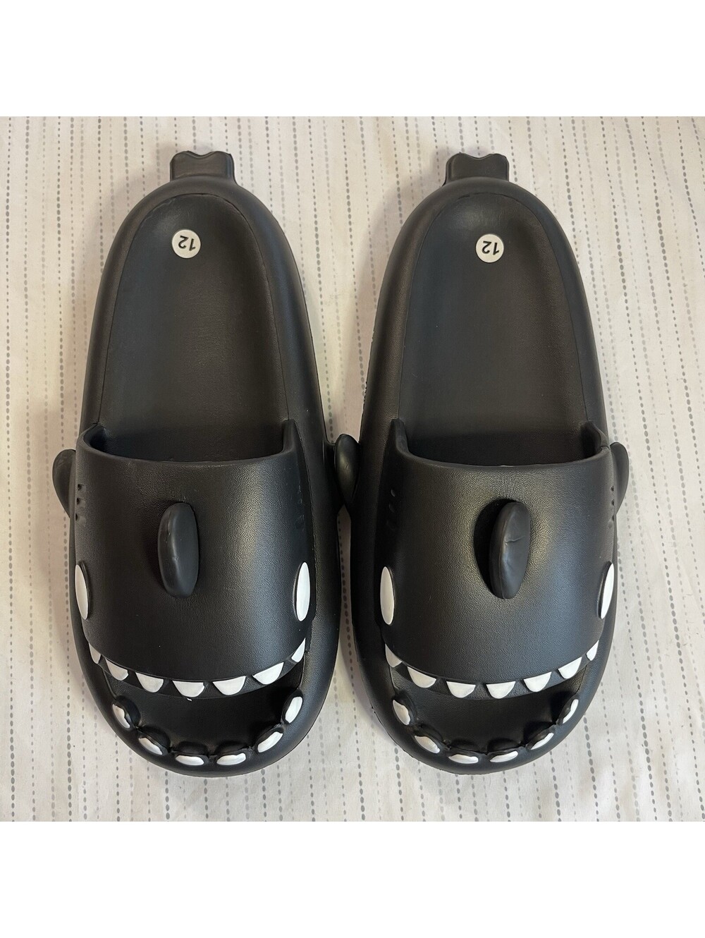 Shark Slides Adult Size 12 46-47 Sandals Beach Shoes Black Lightweight
